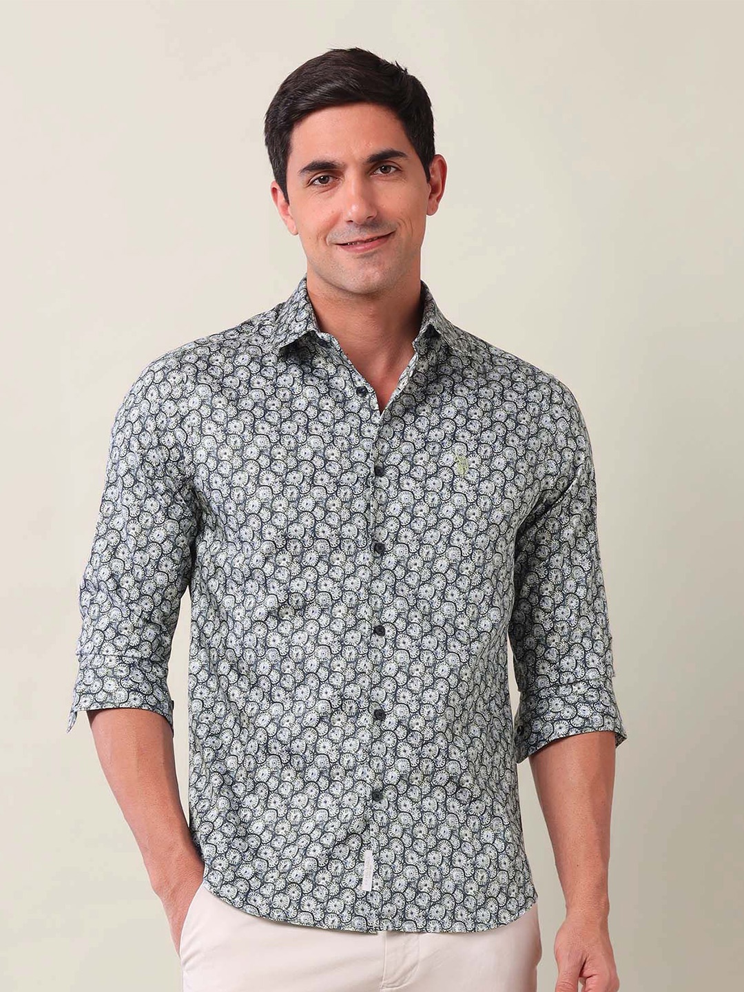 

U.S. Polo Assn. Men Classic Tailored Fit Opaque Printed Casual Shirt, Green