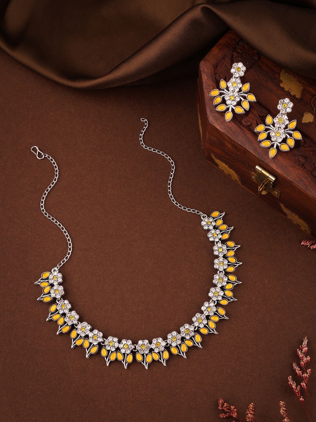 

Anouk Silver-Plated American Diamond Studded Necklace And Earrings