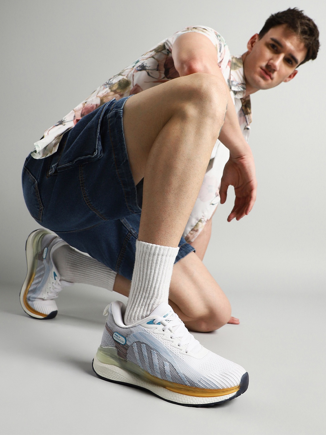 

NOBELITE Men Running Non-Marking Shoes, White