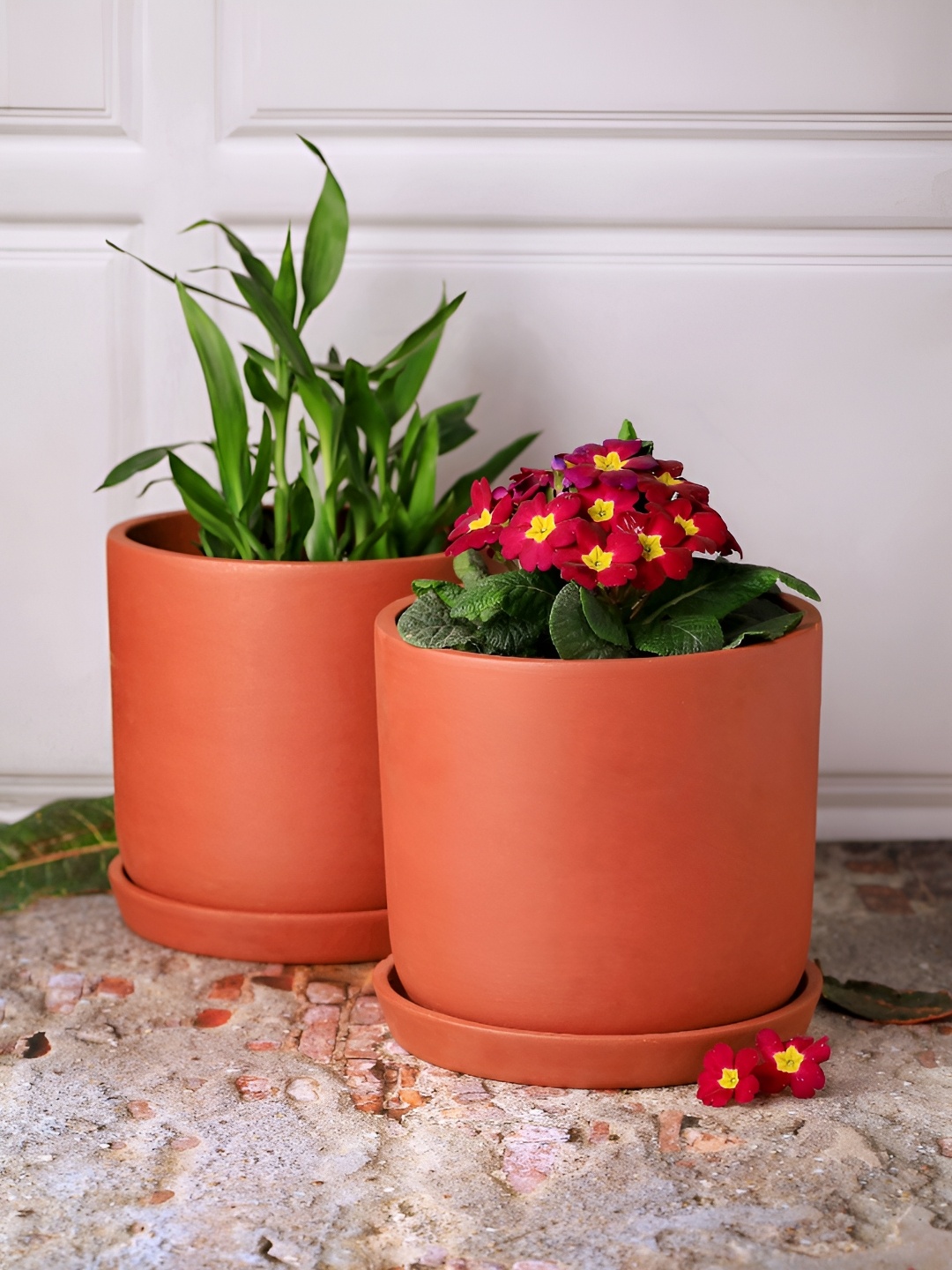 

The handicraftian Brown 2 Pieces Large Clay Planters
