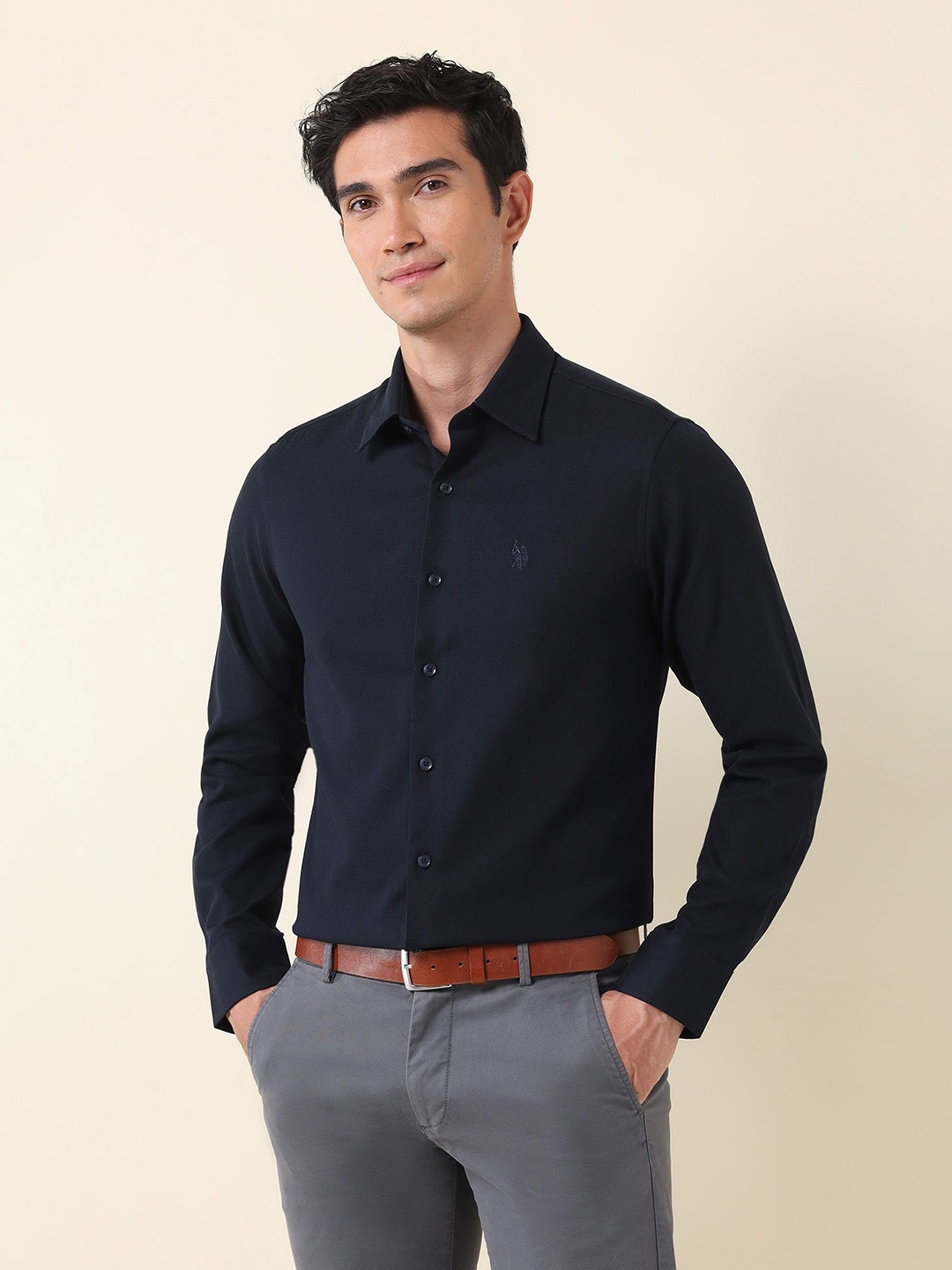

U.S. Polo Assn. Men Classic Tailored Fit Opaque Formal Shirt, Blue