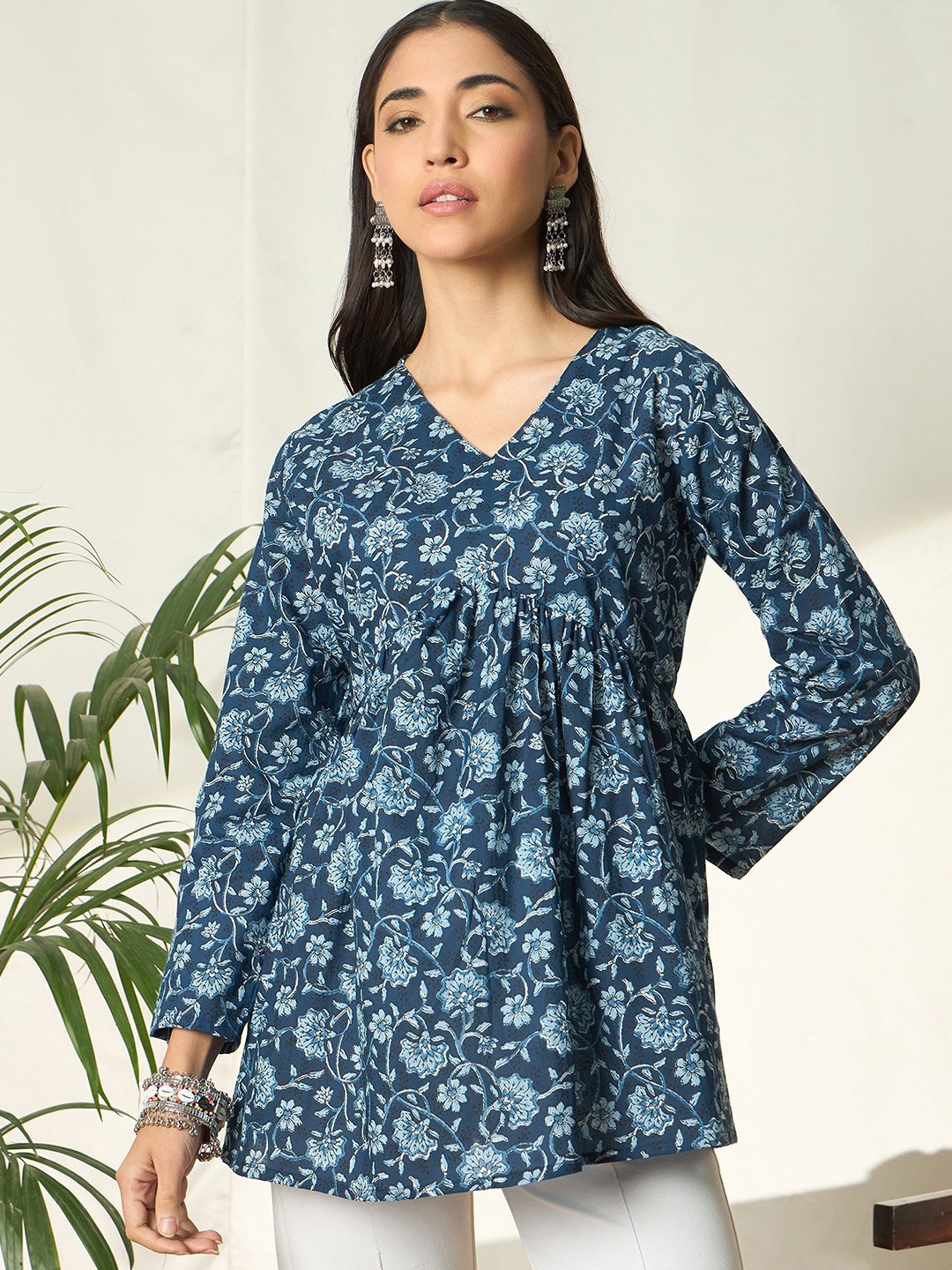 

BANDIA Floral Print Cotton Top, Blue