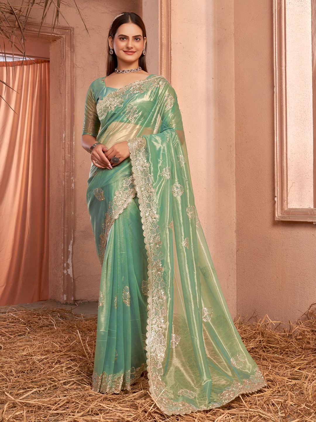 

DIVASTRI Embellished Embroidered Saree, Sea green
