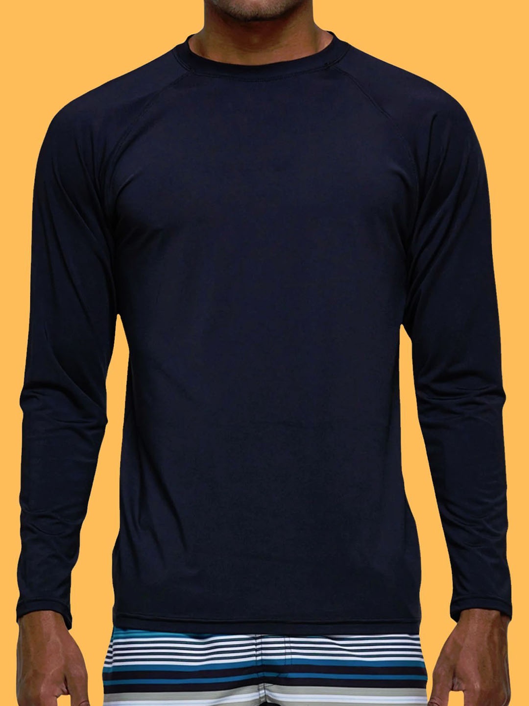 

Aqua Holic Round Neck T-Shirt & Shorts Swimwear, Black