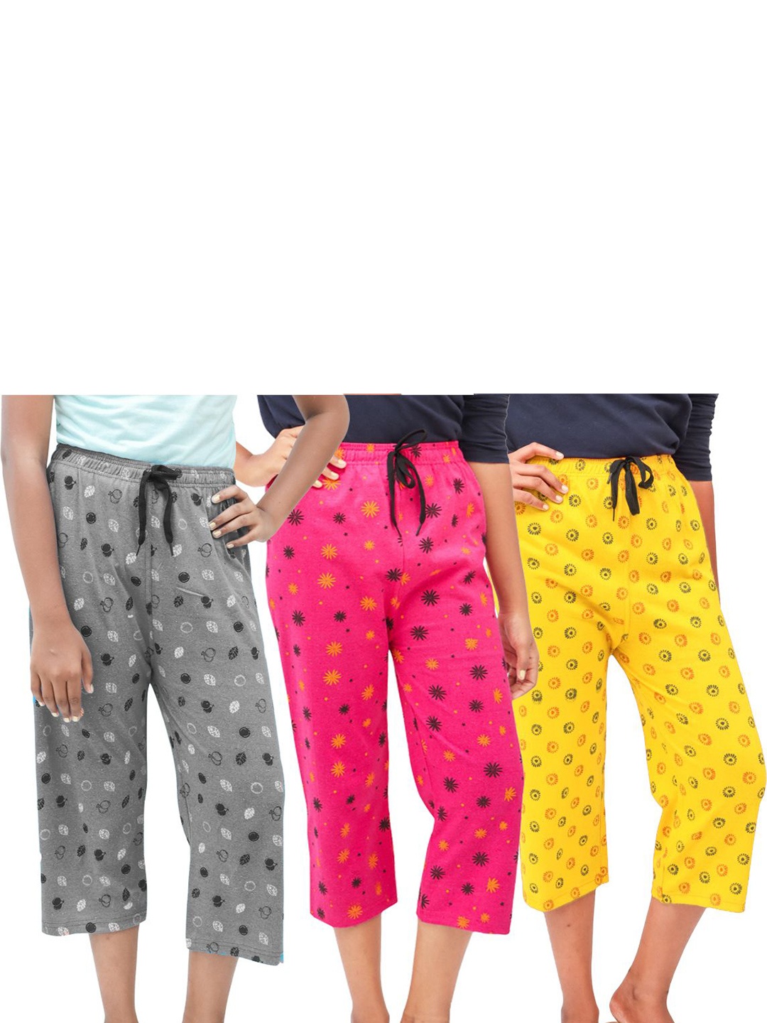 

AFRA GARMENTS Pack Of 3 Women Printed Capris, Pink