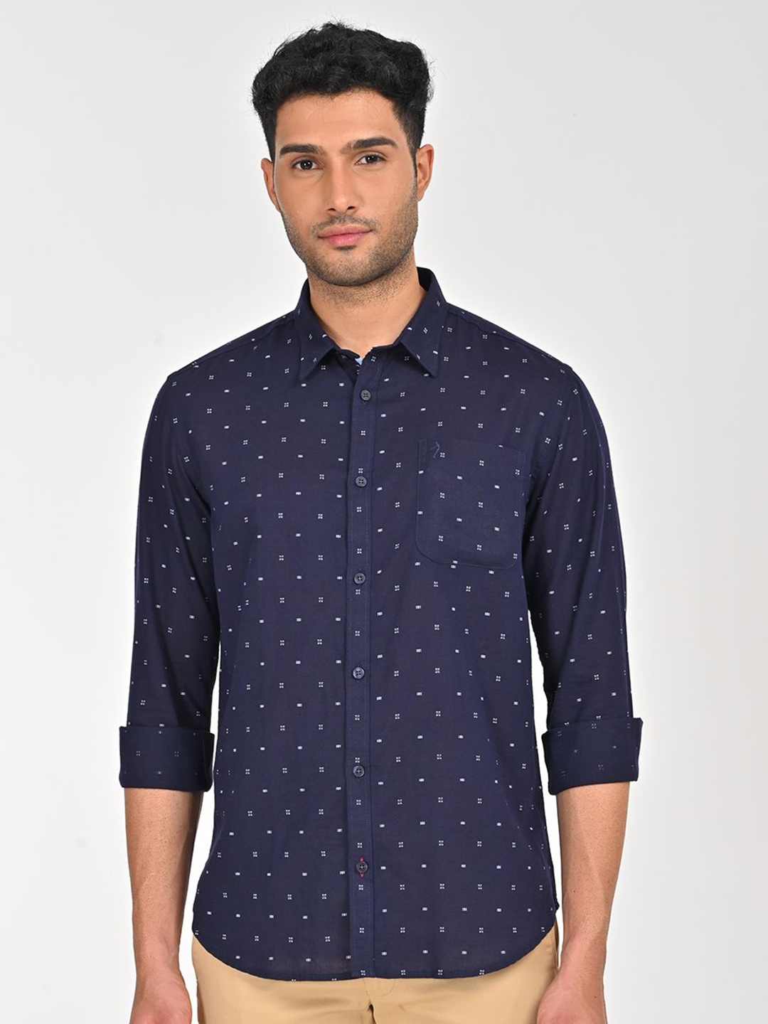 

Indian Terrain Men Classic Slim Fit Opaque Printed Casual Shirt, Blue