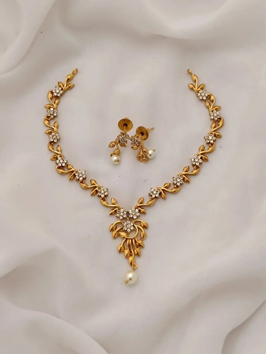 

ROFARWORD Gold-Plated Cubic Zirconia Stones Studded Traditional Jewellery Set