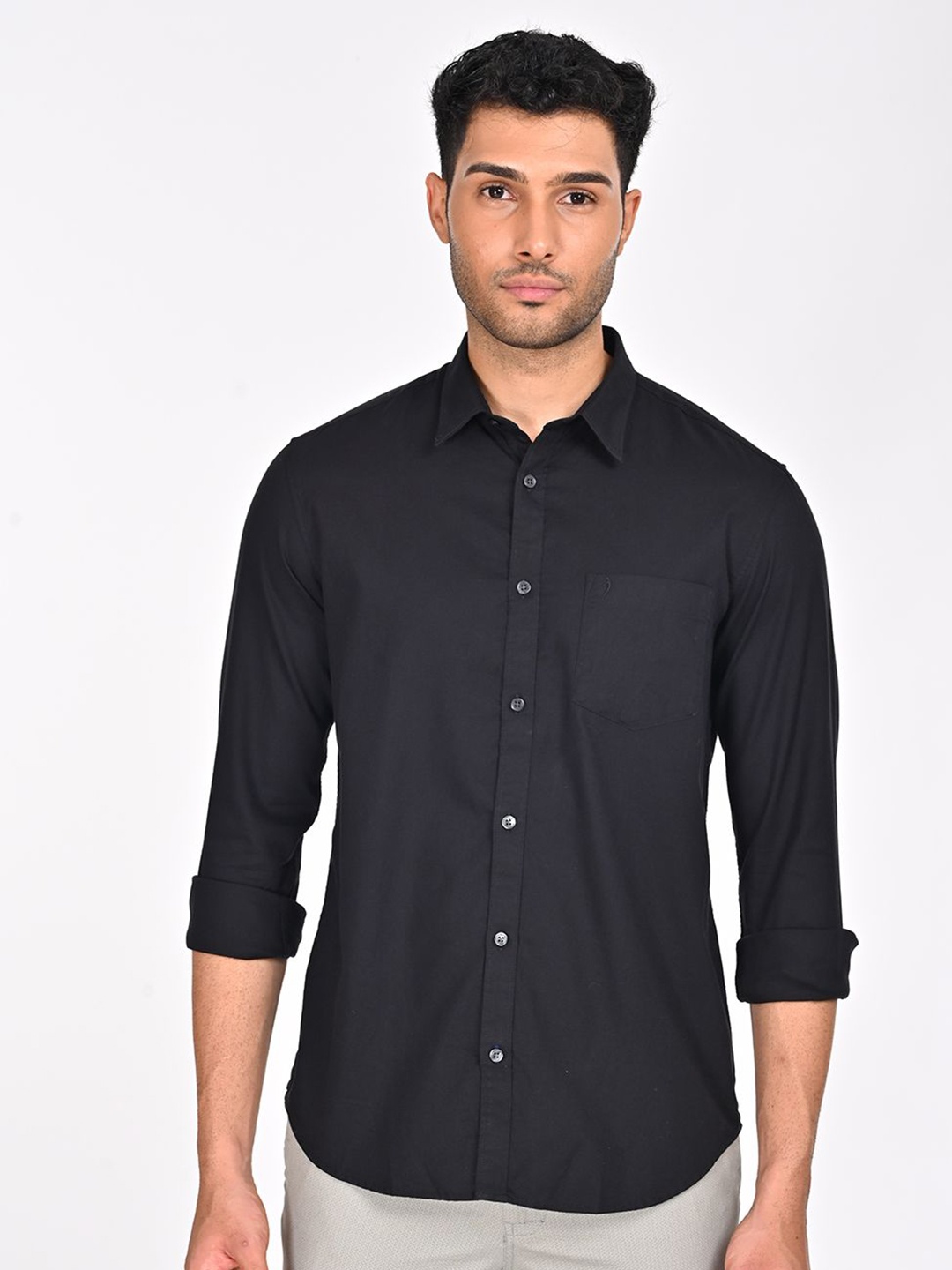 

Indian Terrain Men Classic Slim Fit Opaque Casual Shirt, Black