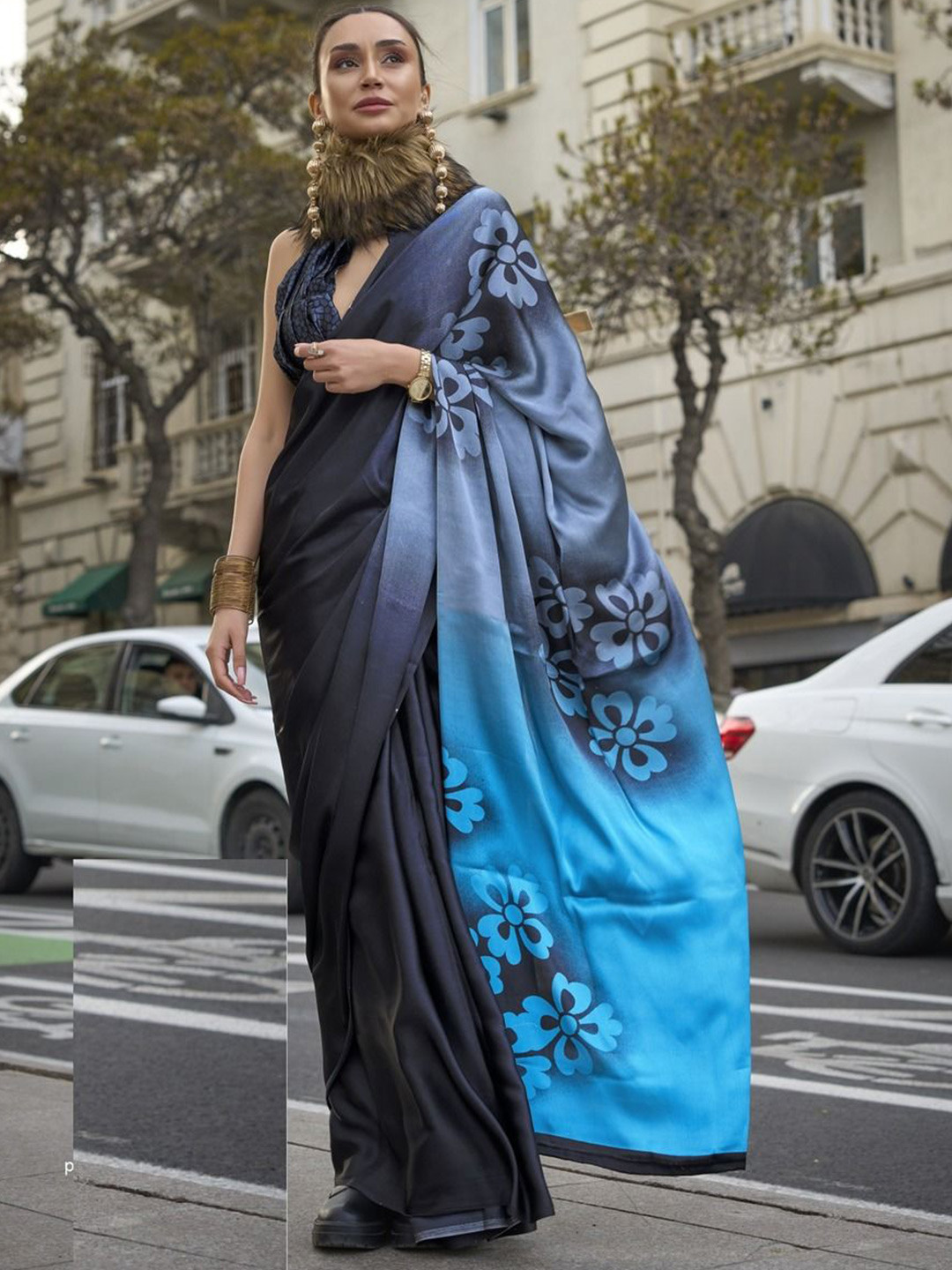 

Anouk Floral Printed Pure Crepe Saree, Black
