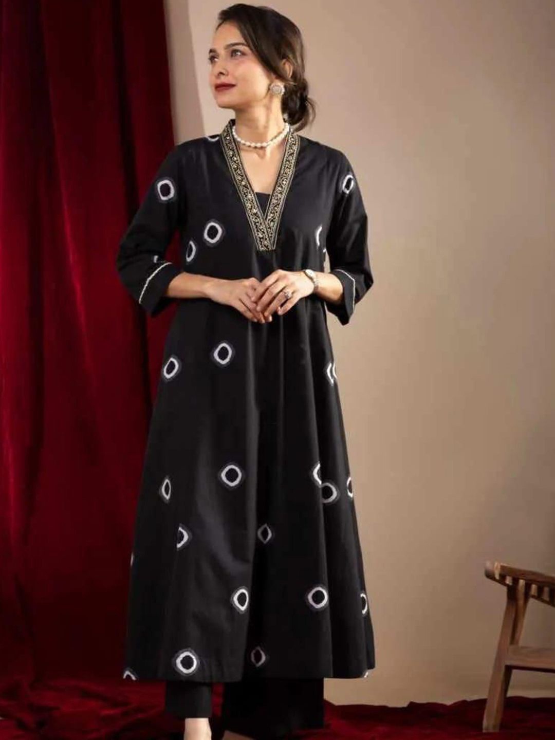 

KALINI Geometric Printed Pure Cotton A-Line Kurta With Trousers & Dupatta, Black