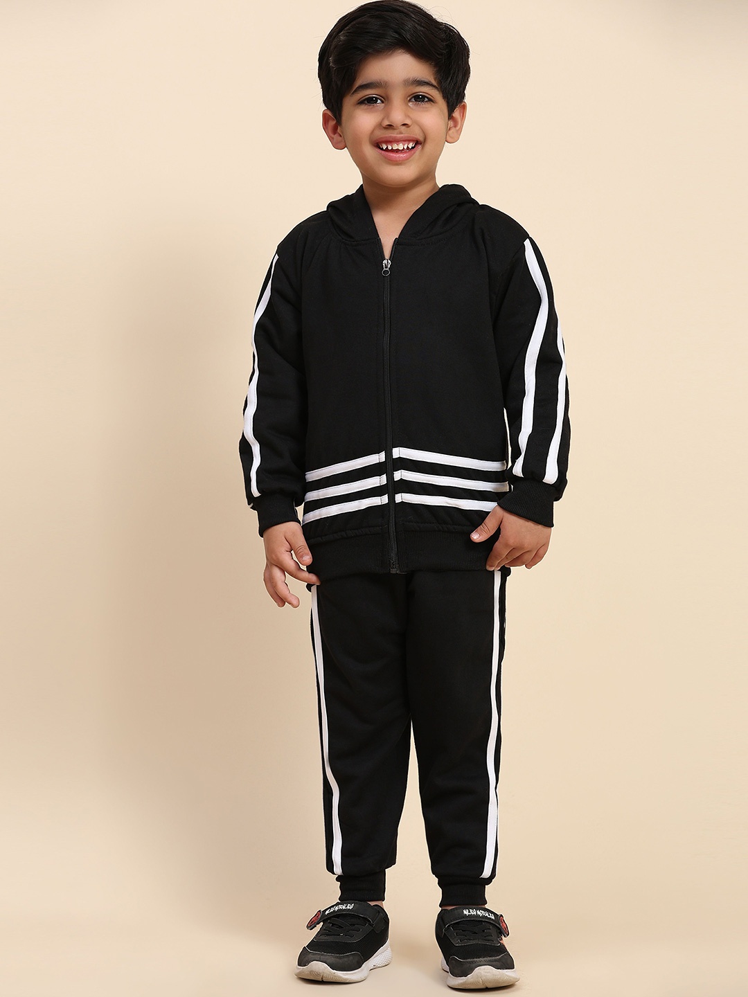 

MAYNEISHA Kids Striped Hooded Sweatshirt With Jogger, Black