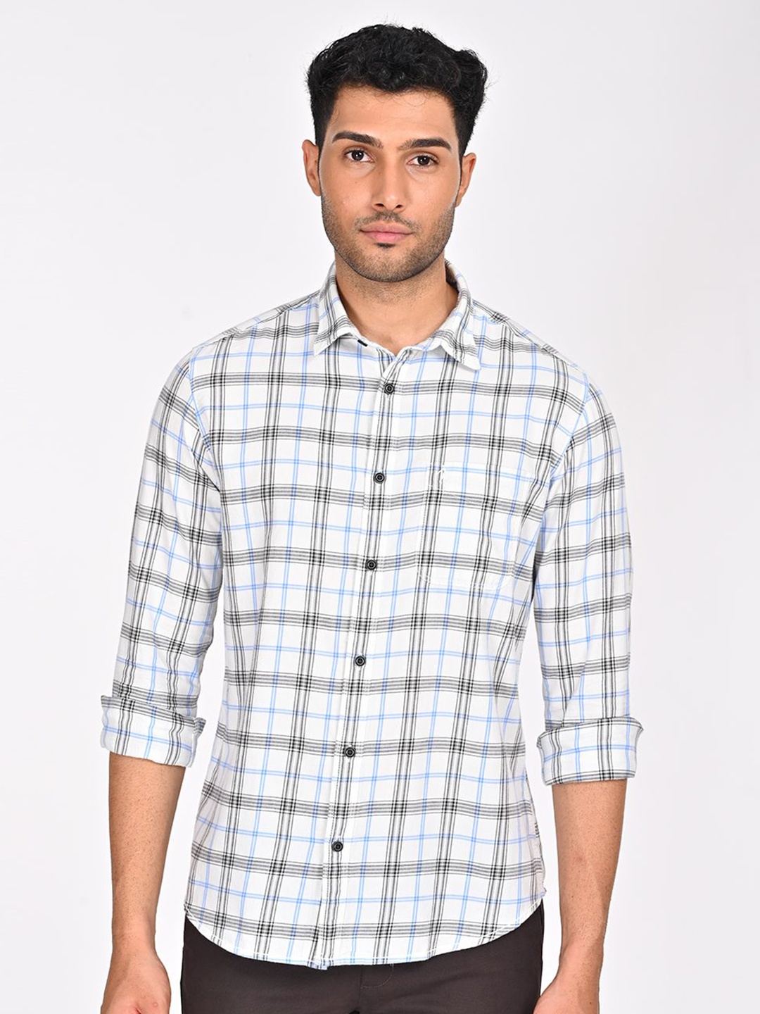 

Indian Terrain Men Classic Slim Fit Opaque Checked Casual Shirt, White