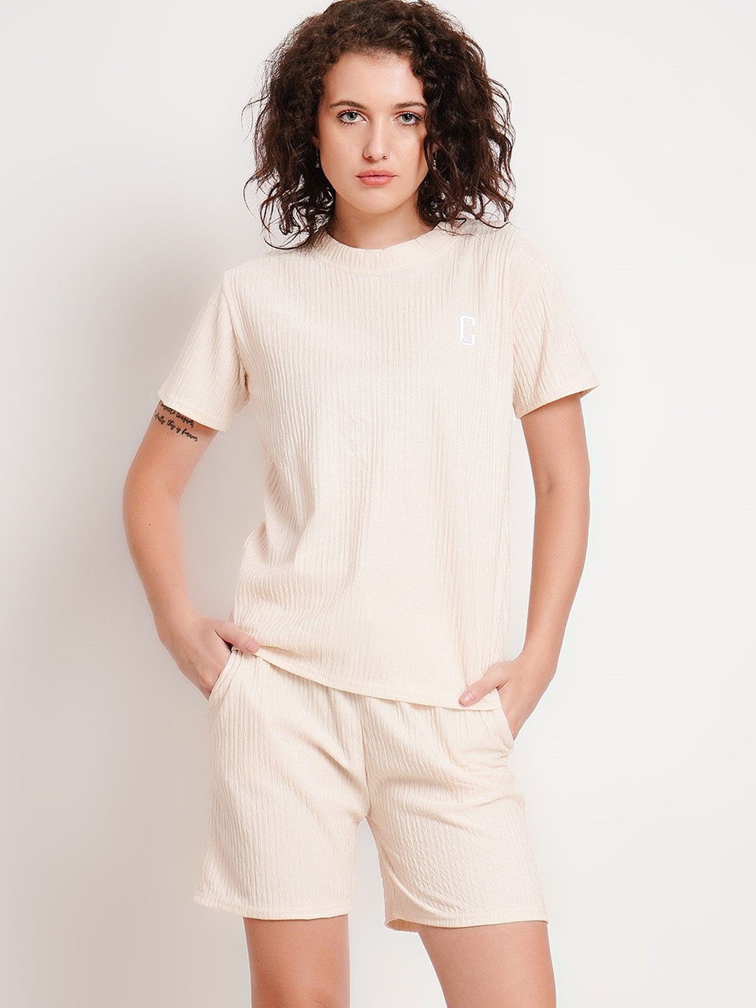 

Lugo Round Neck T-Shirt With Shorts, Cream