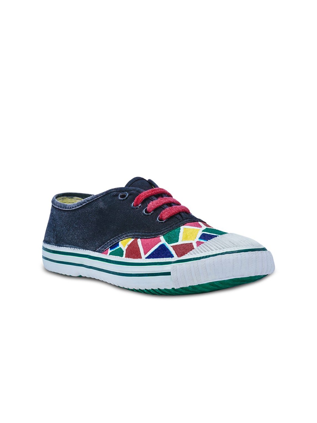 

Colour Kicks Women Printed Sneakers, Black