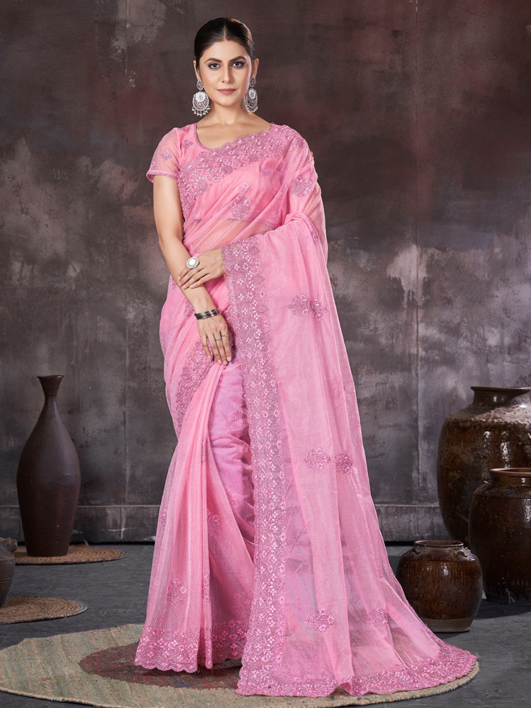 

DIVASTRI Floral Embroidered Organza Saree, Pink