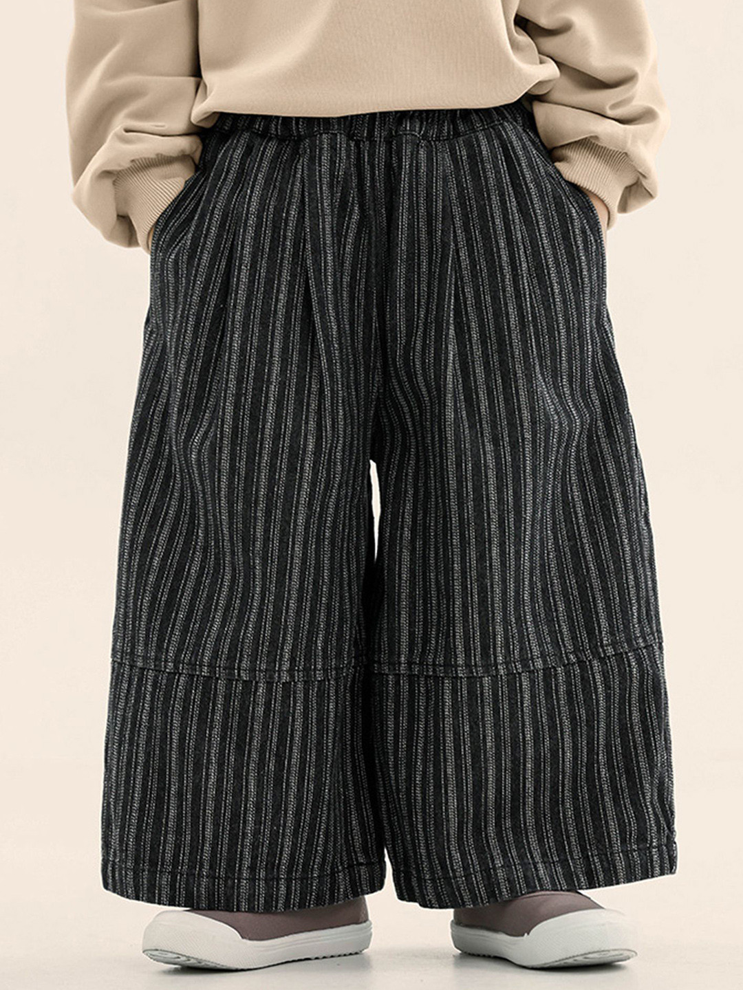 

LULU & SKY Boys Loose Fit High-Rise Pleated Trousers, Black