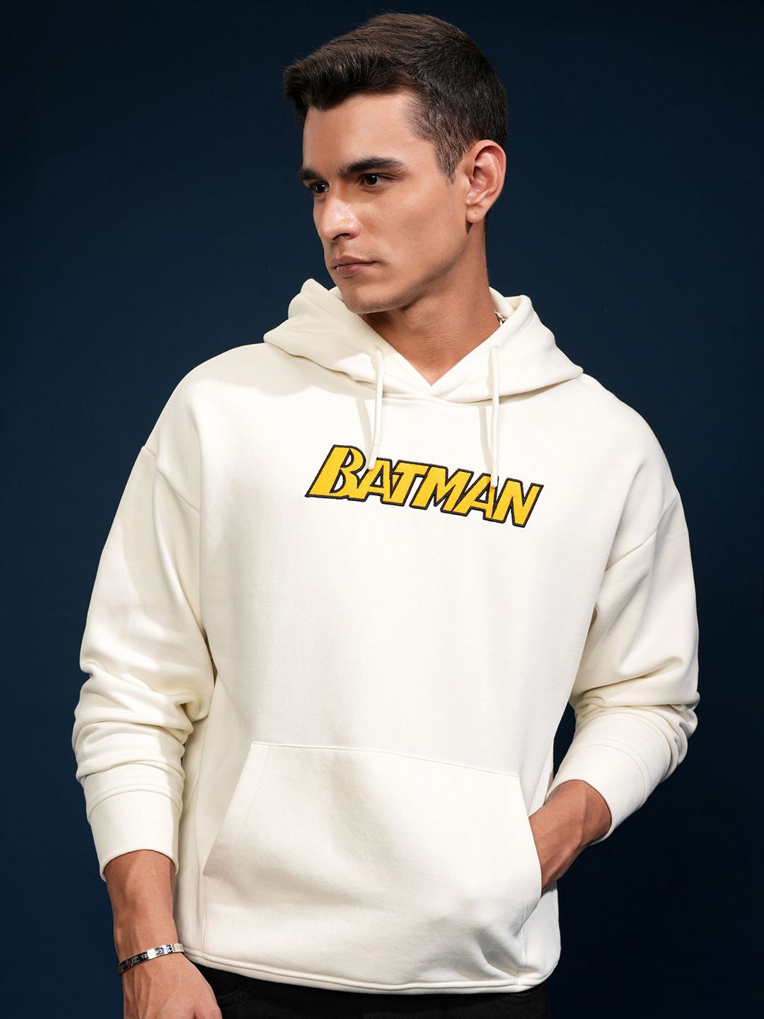 

HIGHLANDER Men Printed Hooded Pullover Sweatshirt, White