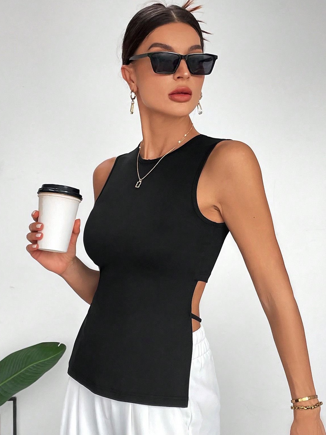 

ZYNG Women Longline High-Low Top, Black
