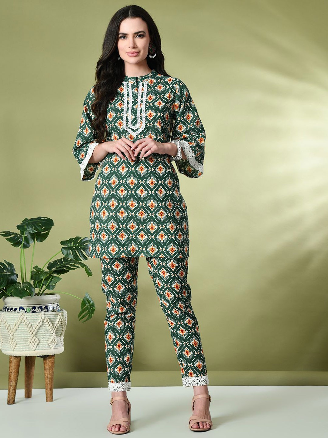 

KALINI Printed Mandarin Pure Cotton Tunic & Trouser, Green