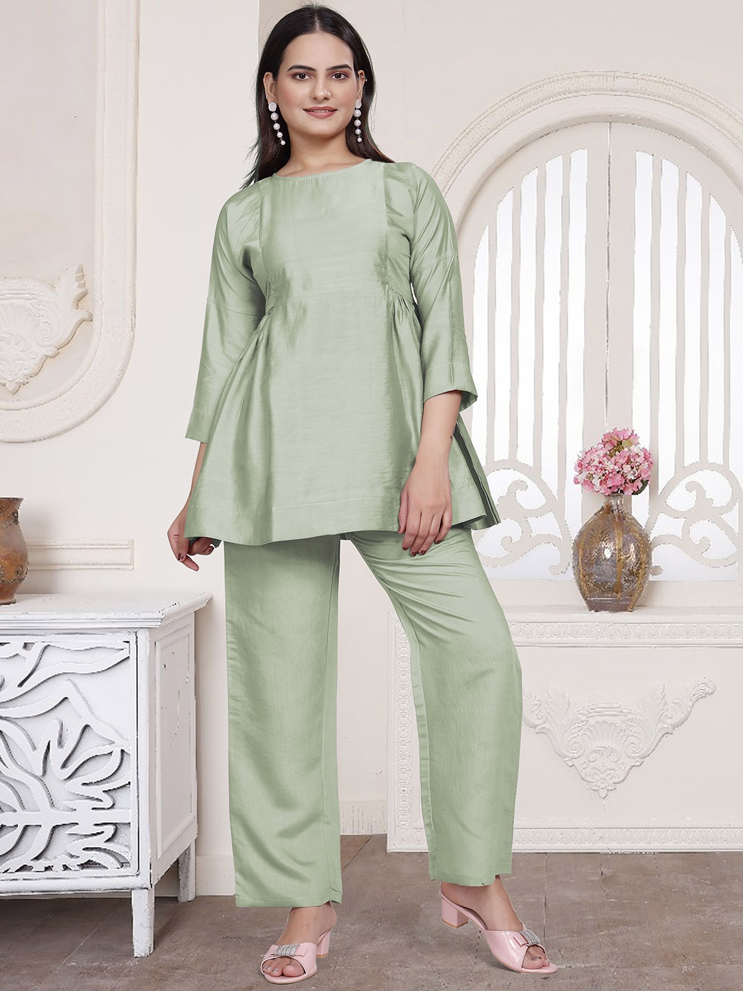 

Balora Round Neck Tunic And Trousers, Green