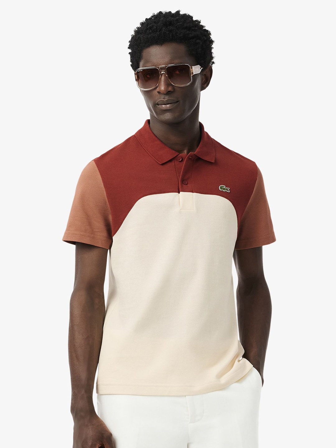 

Lacoste Men Colourblocked Polo Collar Regular Fit Cotton T-shirt, Maroon