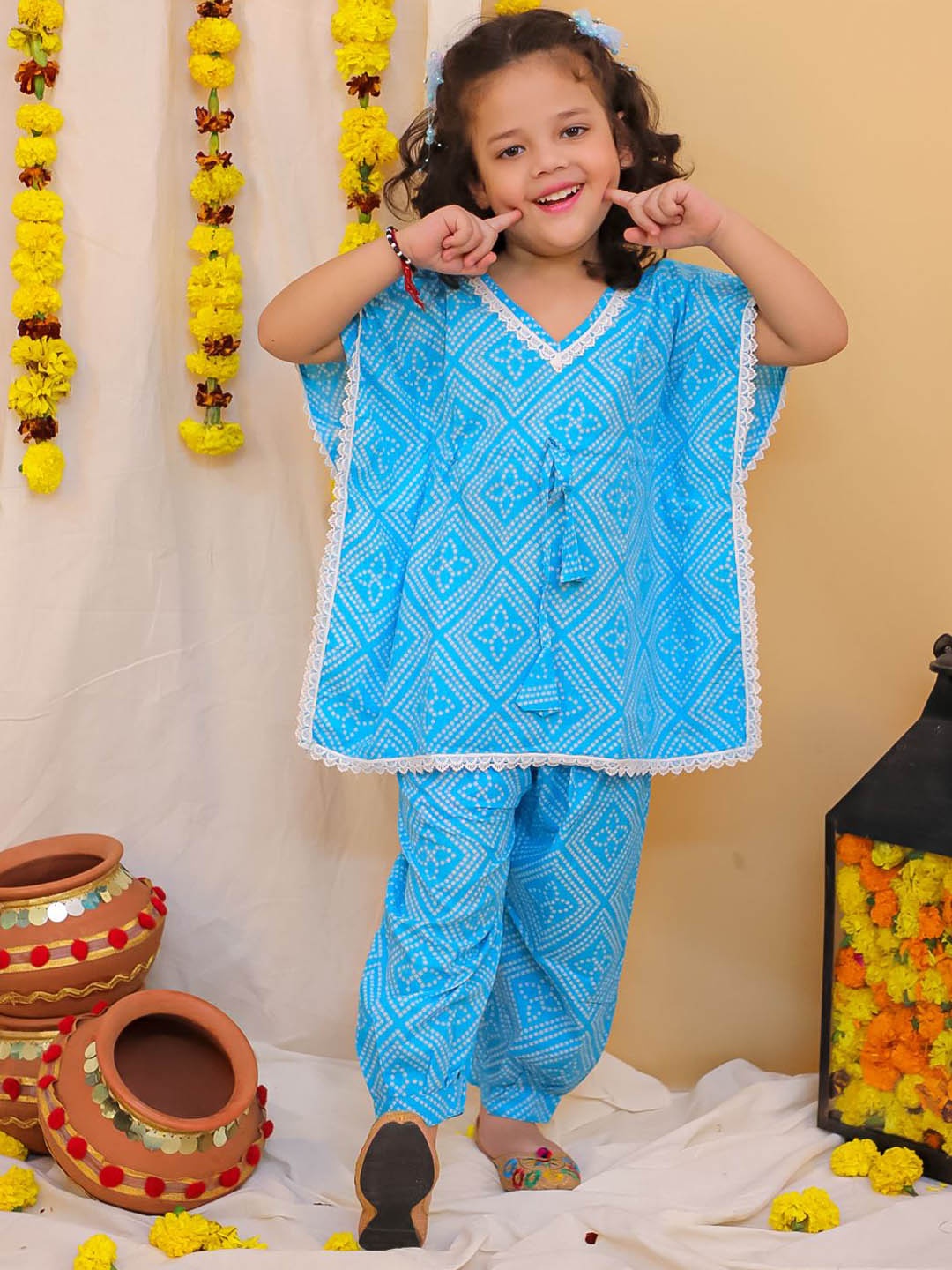 

KID1 Girls Bandhani Printed Pure Cotton Kaftan Kurta With Salwar, Blue