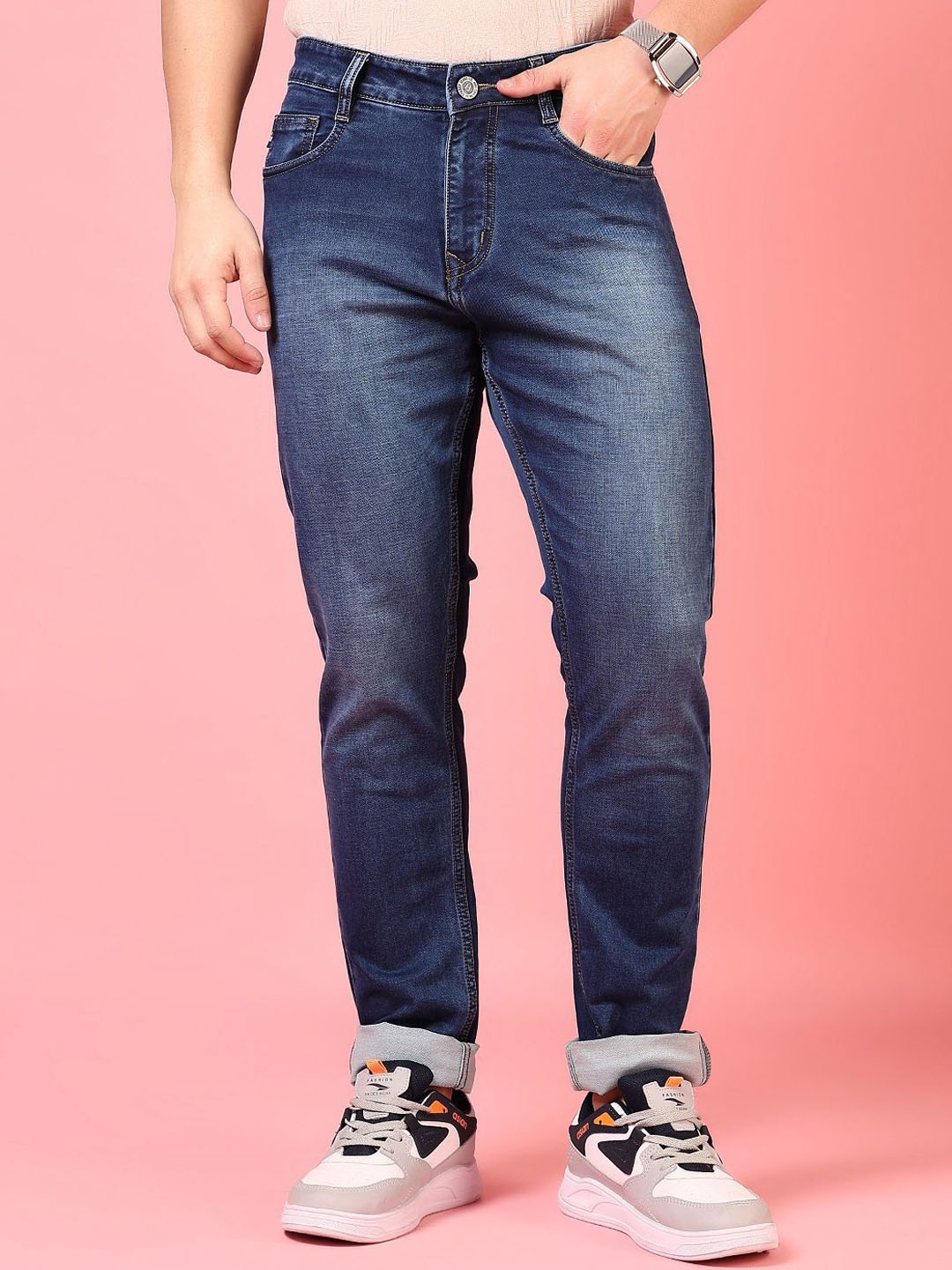 

V-Mart Men Light Fade Jeans, Blue