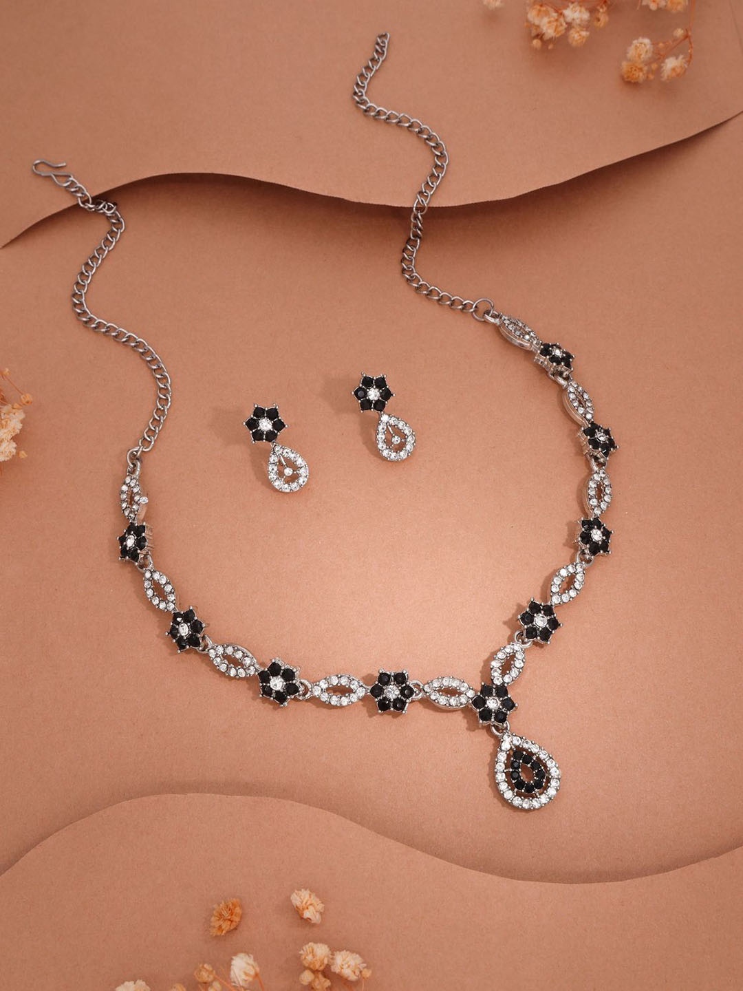

Anouk Silver-Plated American Diamond Studded Necklace And Earrings