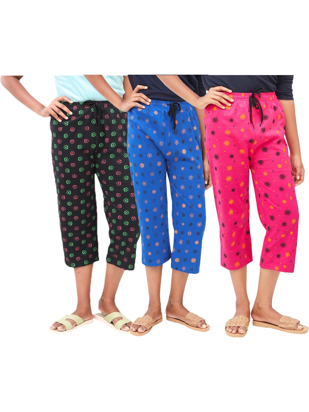 

AFRA GARMENTS Women Printed Mid-Rise Regular Fit Cotton Capris, Blue