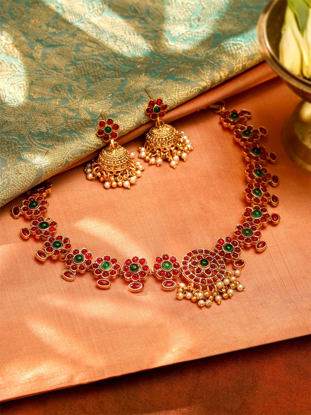 

Yellow Chimes Gold-Plated Stone Studded & Beaded Temple Jewellery Set