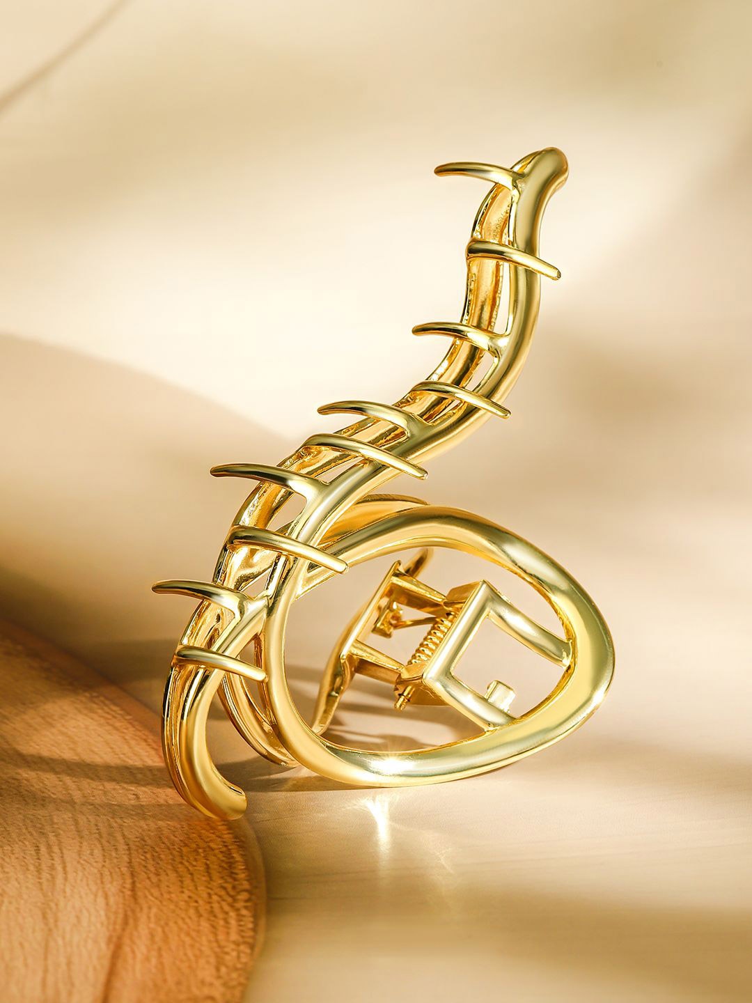 

Rubans Women Embellished Claw Clip, Gold