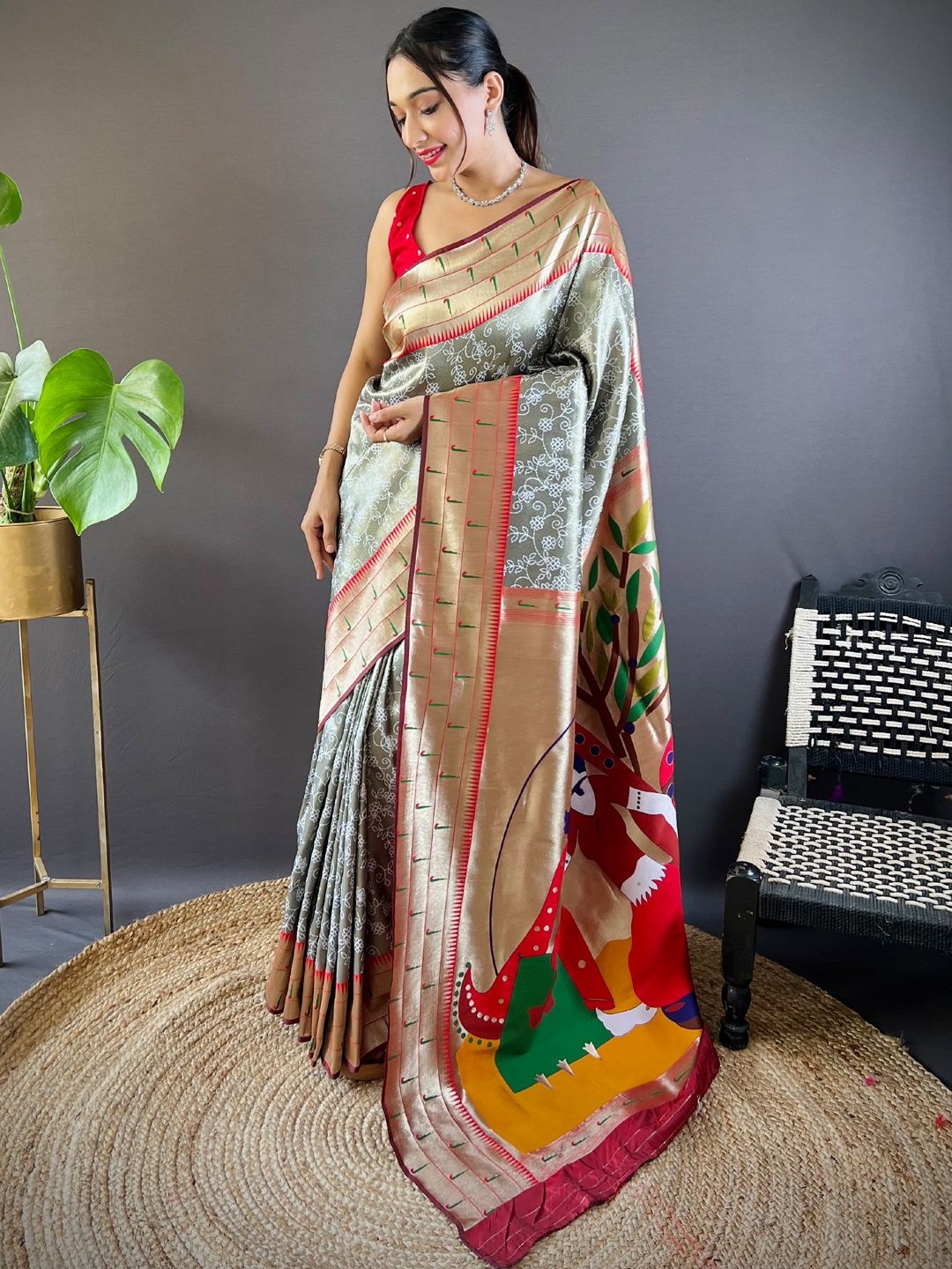 

DIVASTRI Woven Design Zari Silk Blend Designer Paithani Saree, Grey