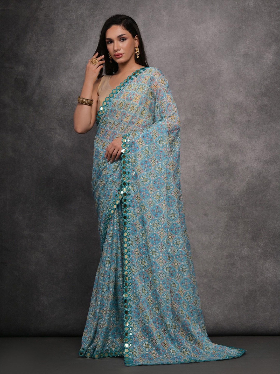 

DIVASTRI Printed Mirror Work Saree With Unstitched Blouse Piece, Blue