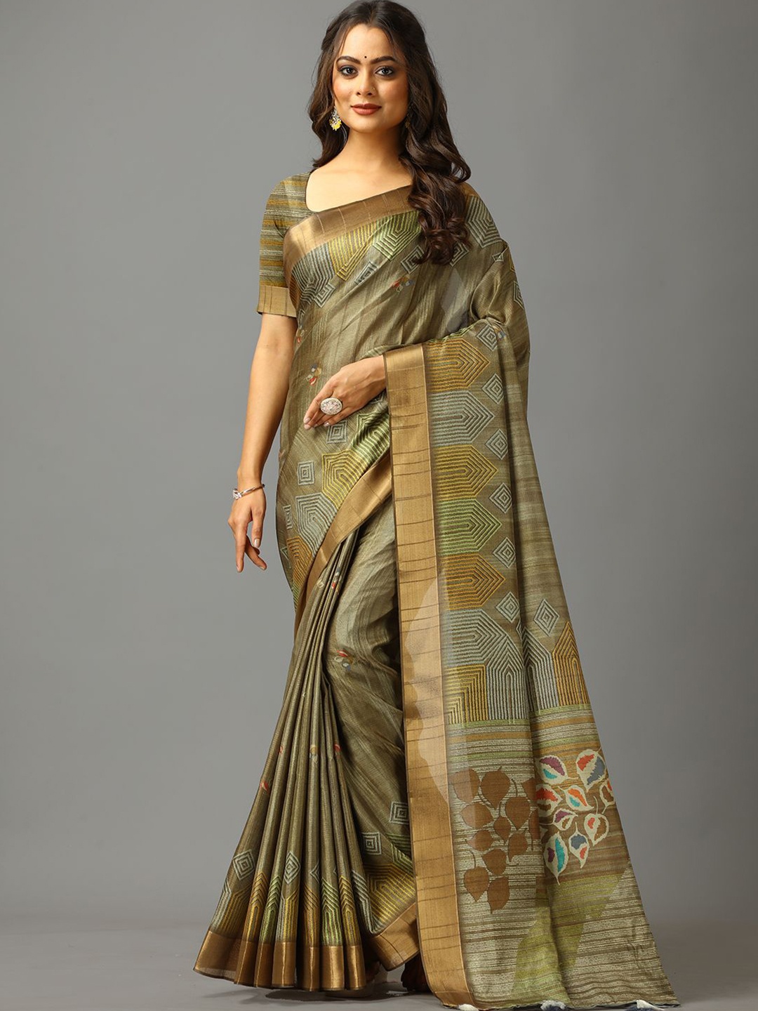 

VIRENDRA TEXTILES Printed Zari Saree, Coffee brown