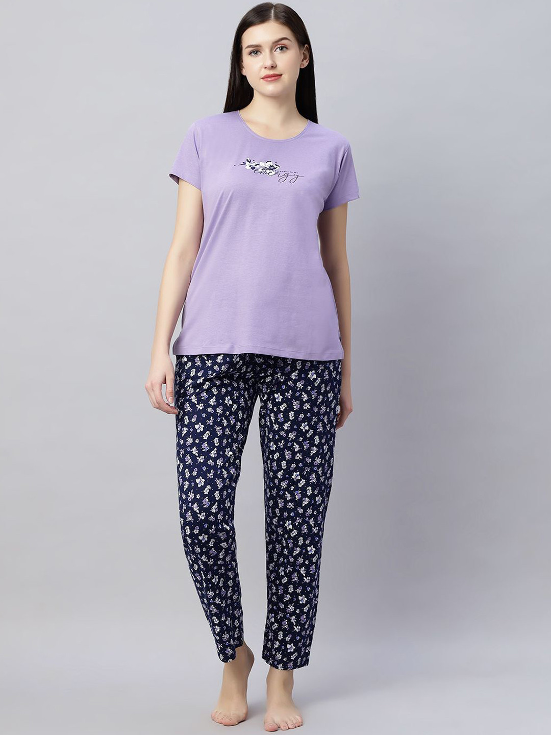 

QUIRA Women Printed Night suit, Lavender