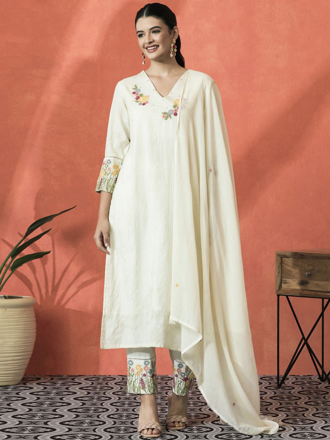 

Sangria Floral Embroidered V-Neck Sequinned Cotton Straight Kurta With Trouser & Dupatta, Off white
