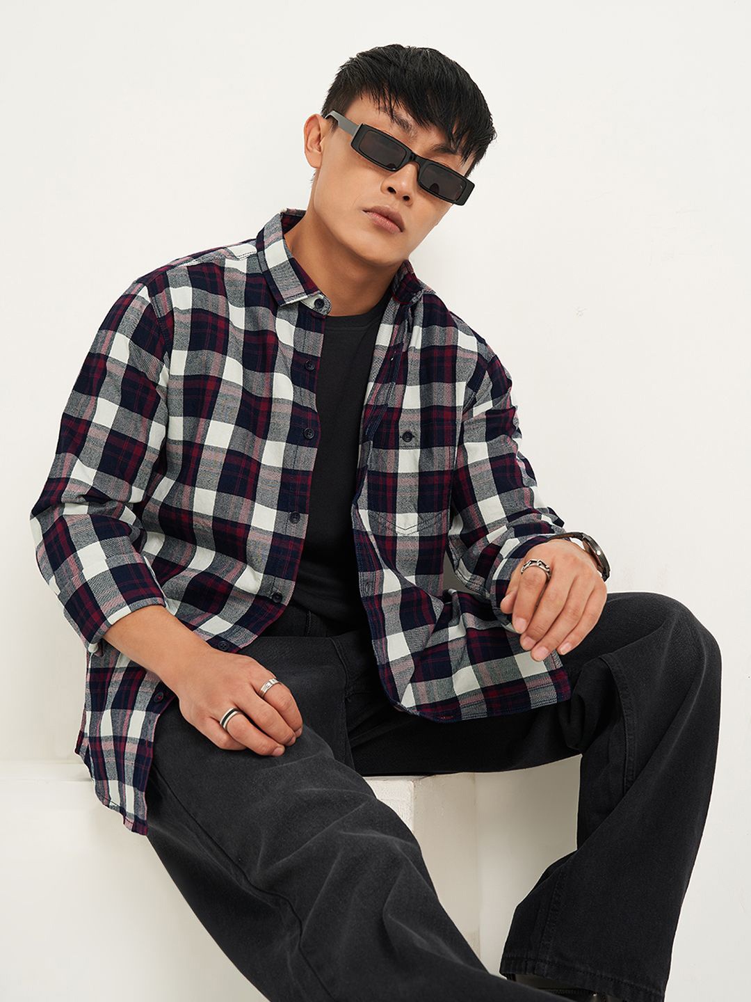 

SF JEANS by Pantaloons Men Slim Fit Buffalo Checks Opaque Casual Shirt, Navy blue