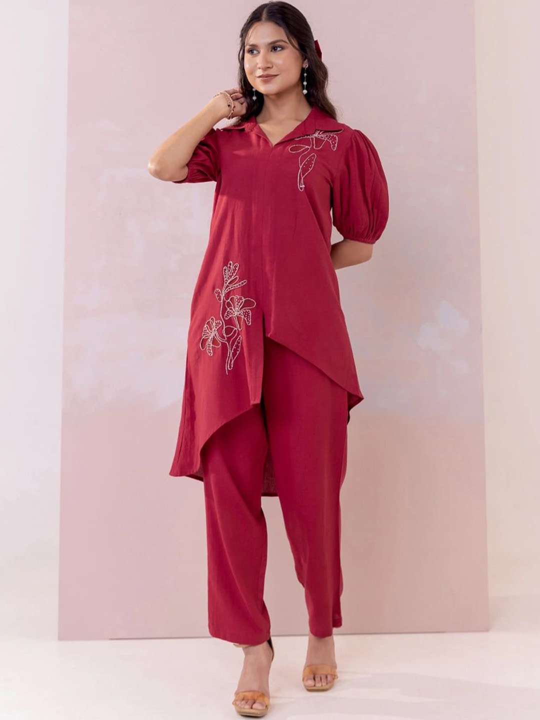 

MISRI Embroidered Shirt Collar Tunic With Trousers, Maroon