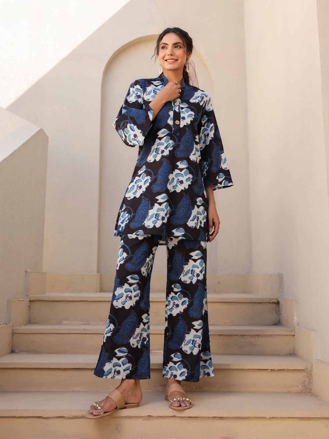 

JISORA Blue Floral Printed Pure Cotton Top & Trousers