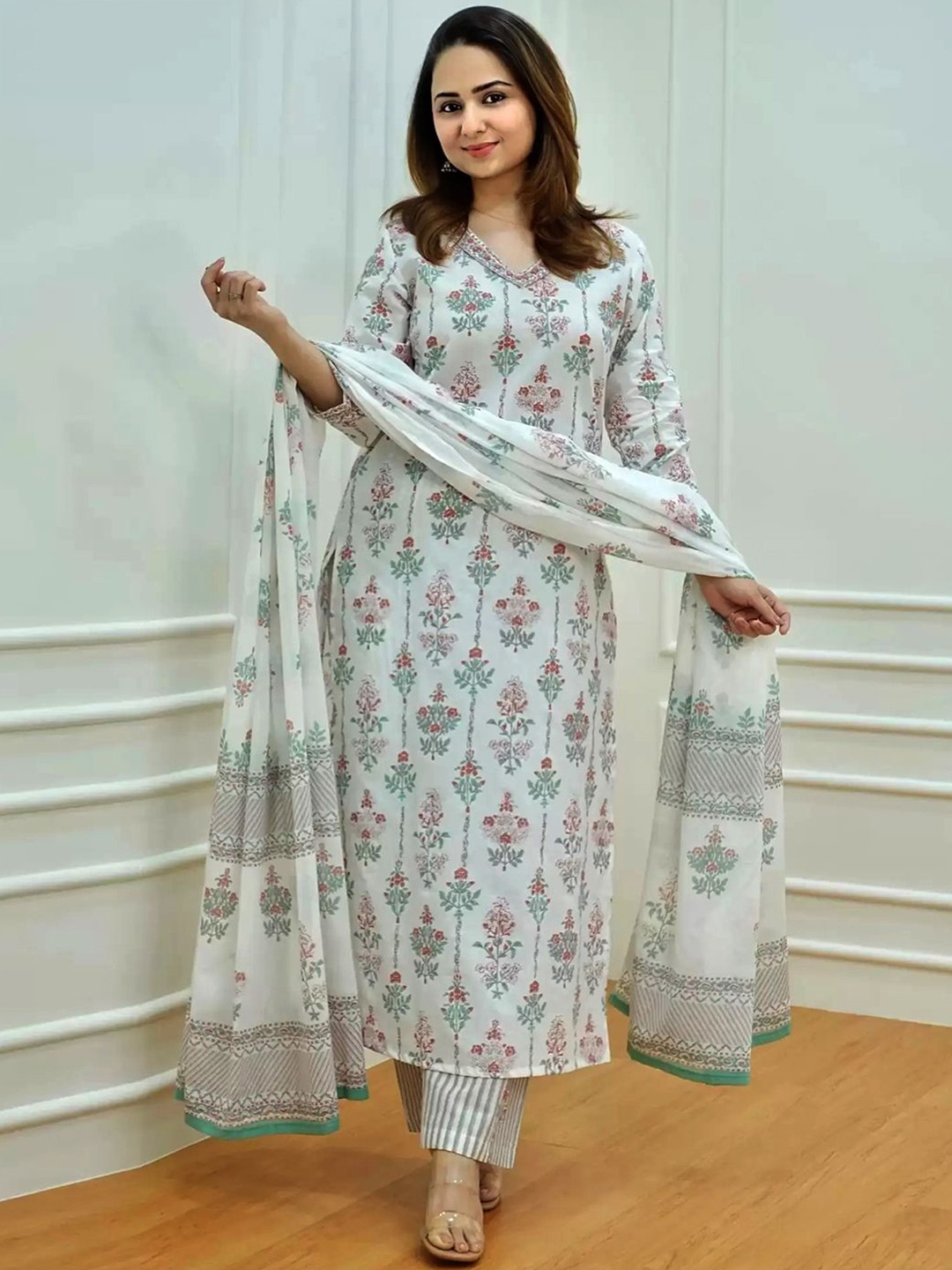

Moda Rapido Women Ethnic Motifs Printed Regular Kurta with Trousers & With Dupatta, White