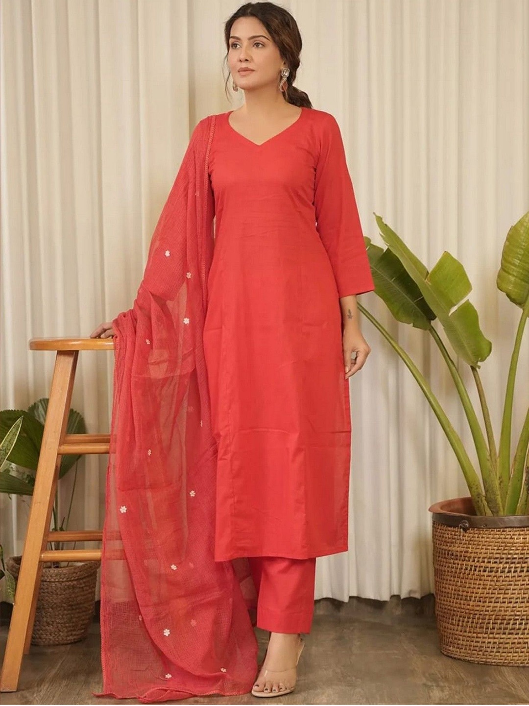 

ZEEPKART Sweetheart Neck Straight Kurta With Trouser & Dupatta, Orange