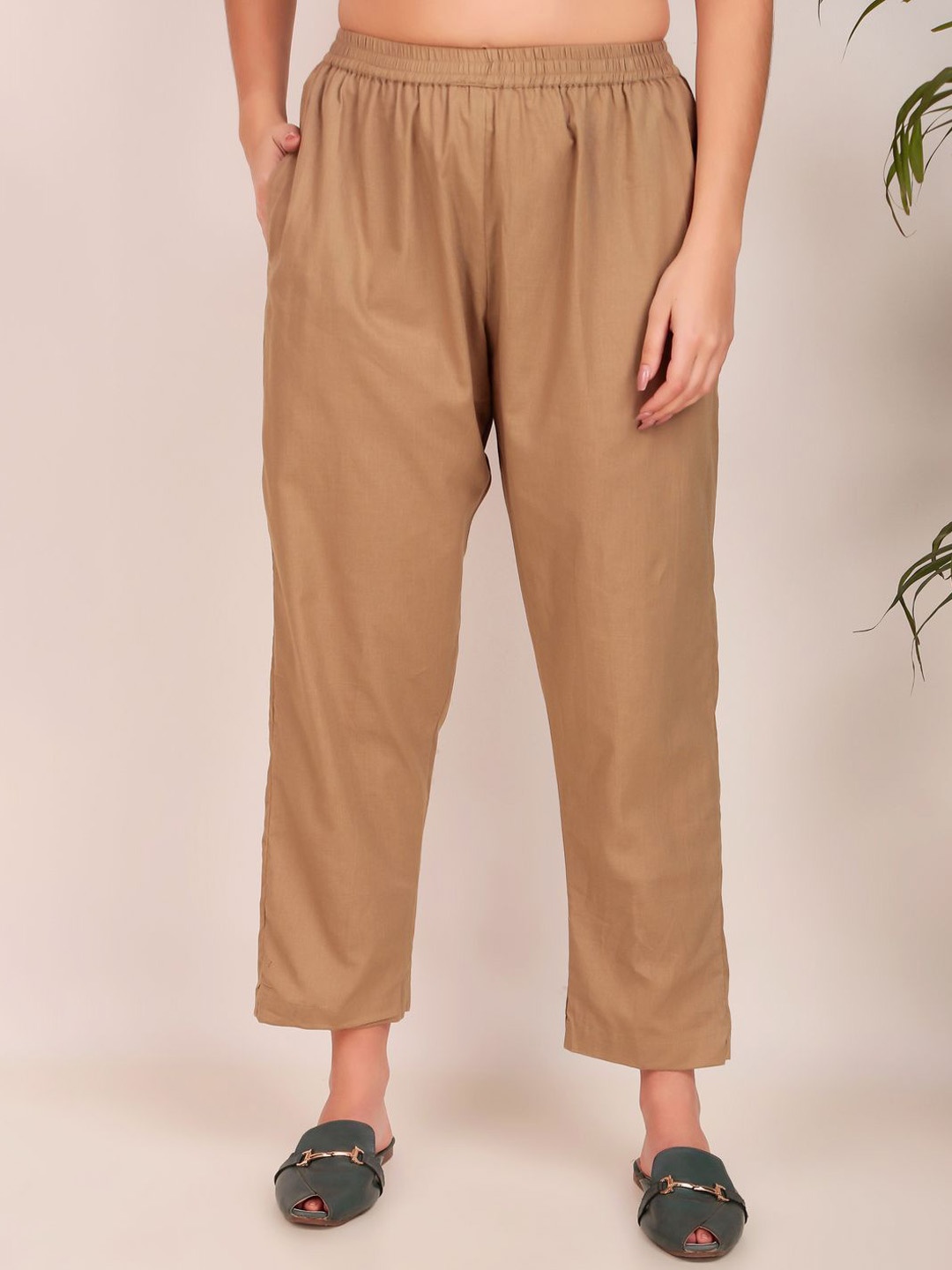 

zuri Women Relaxed Straight Leg Regular Fit Cotton Trouser, Brown