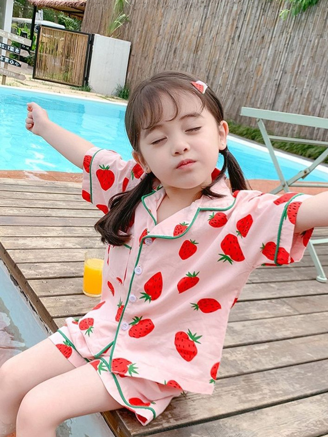 

LULU & SKY Girls Printed Night suit, Pink