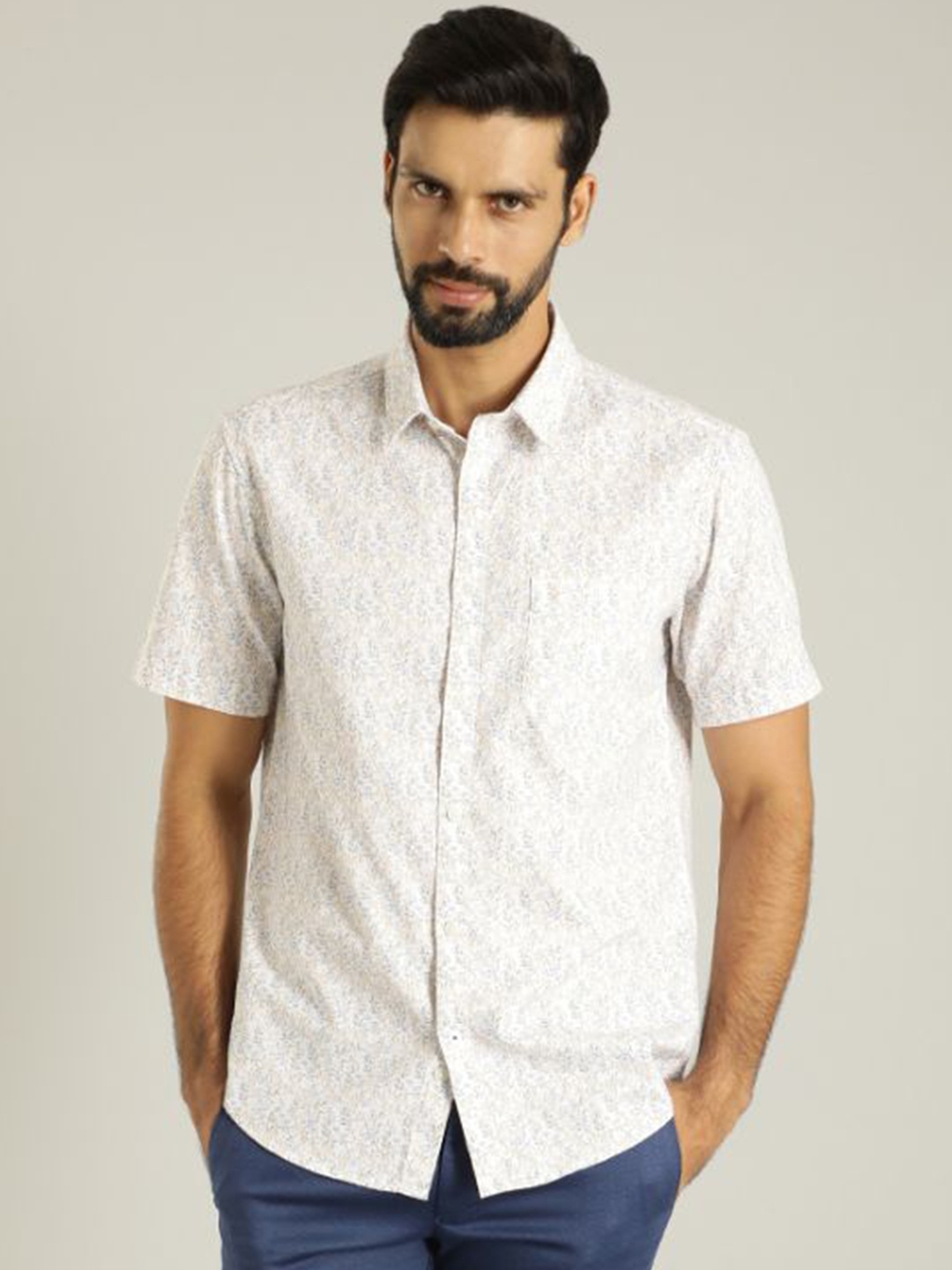 

Indian Terrain Men Slim Fit Floral Opaque Printed Casual Shirt, White