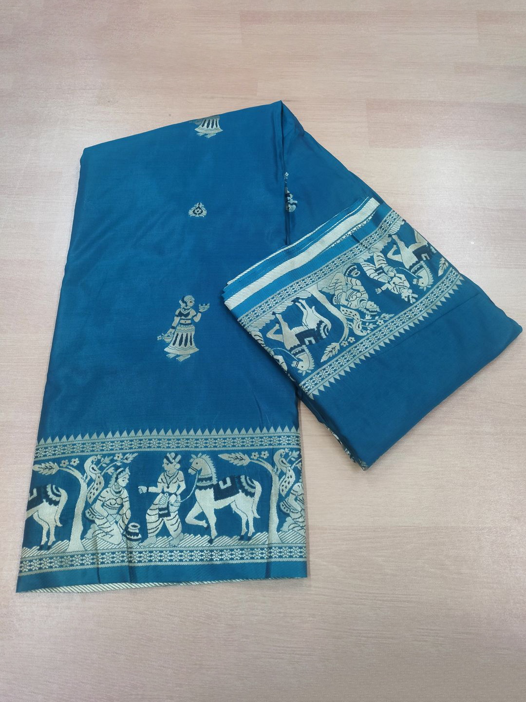 

SILKWEAR Ethnic Motifs Woven Design Zari Baluchari Saree, Teal