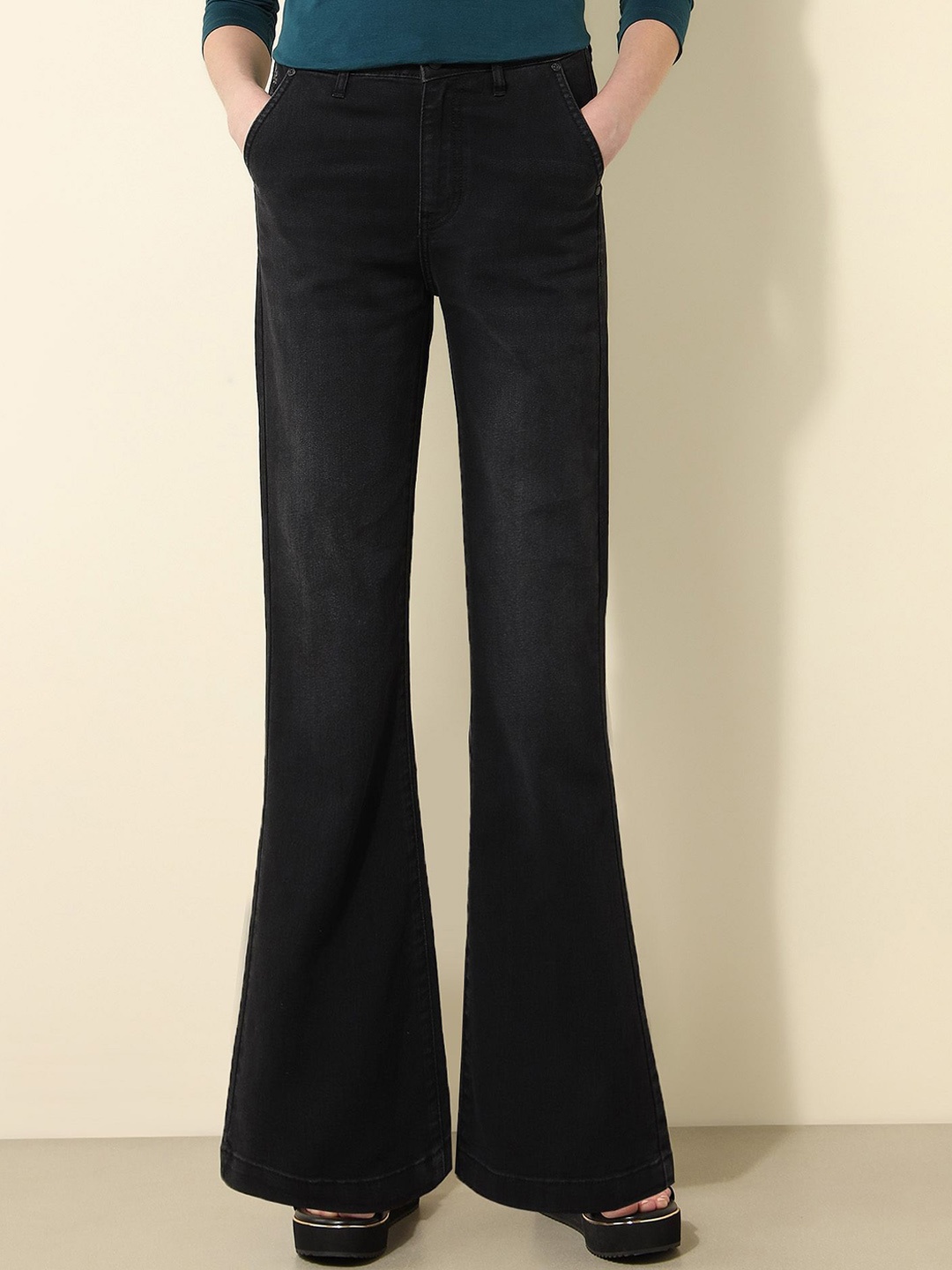 

U.S. Polo Assn. Women Women Flared High-Rise Stretchable Jeans, Grey