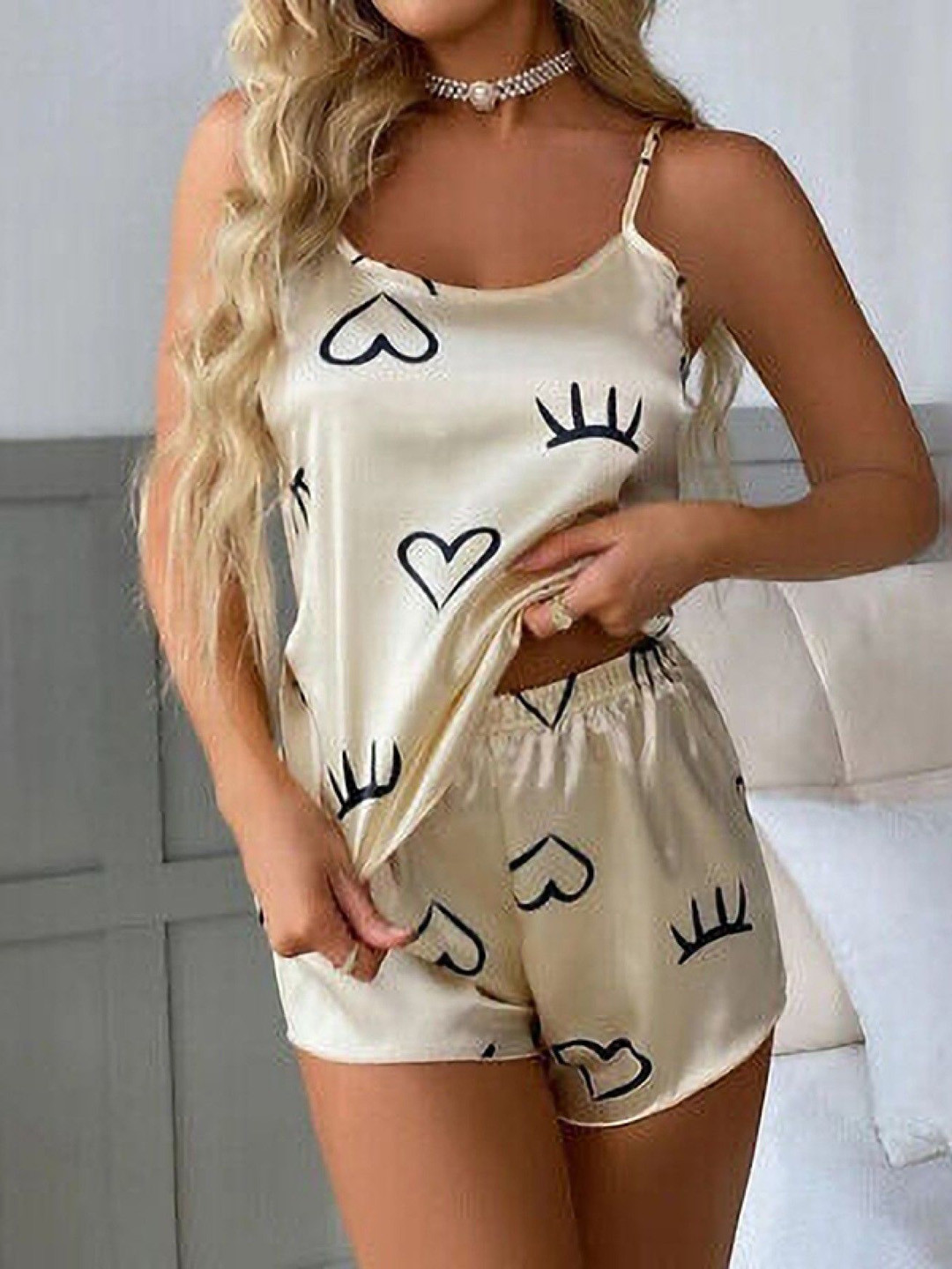 

Dreambe Women Printed Night suit, White