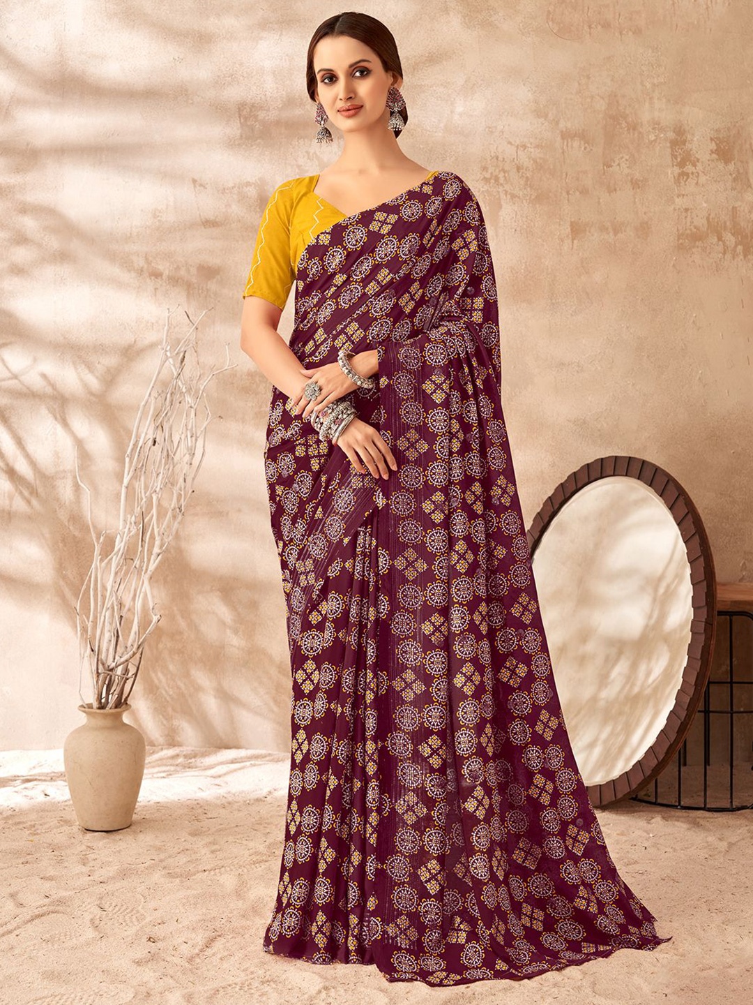 

SARHAAbstract Printed Saree, Maroon