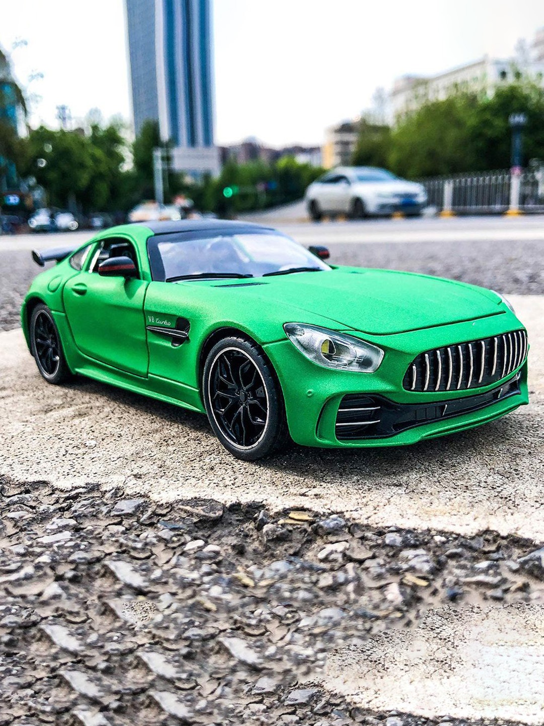 

PINQUE Kids Metal Car Toy Vehicle, Green