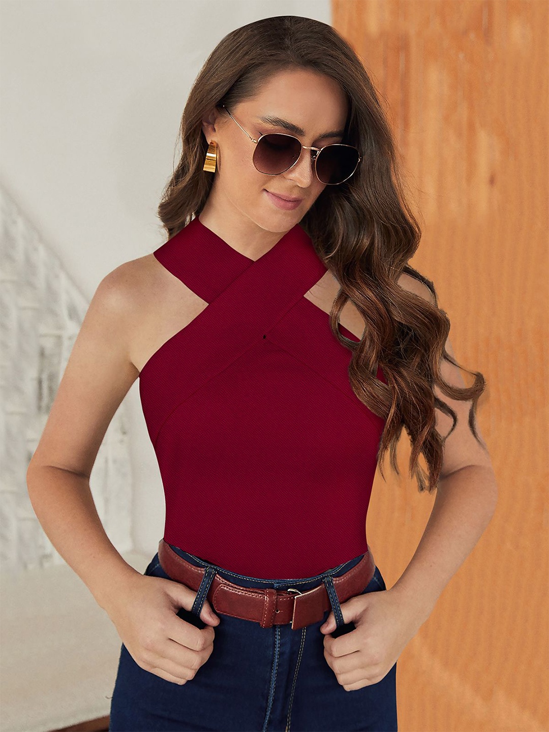 

CORSICA Women Fitted Crop Top, Maroon